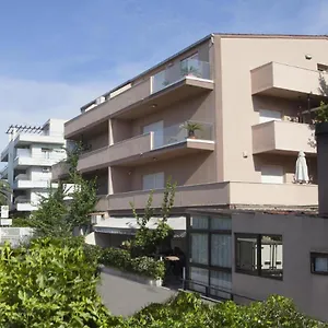  Guest house Lana 1